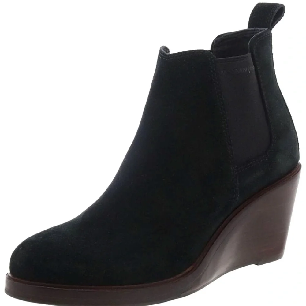 Clark’s Black Suede Boots Size 8 Black Suede Wedge Chelsea Boots Clarks NEW!